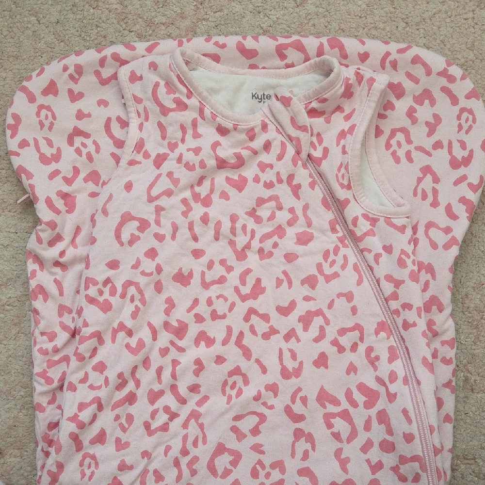 Kyte BABY Pink Animal Print Sleep Sack